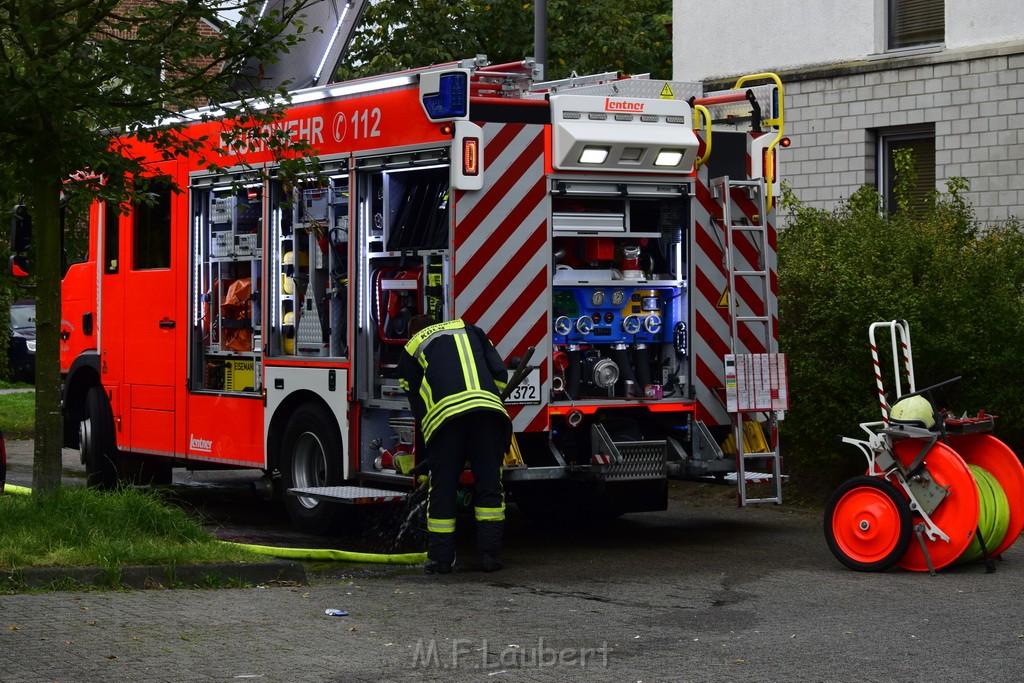 Feuer 2 Y Koeln Suerth Elisabeth Selbertstr P266.JPG - Miklos Laubert